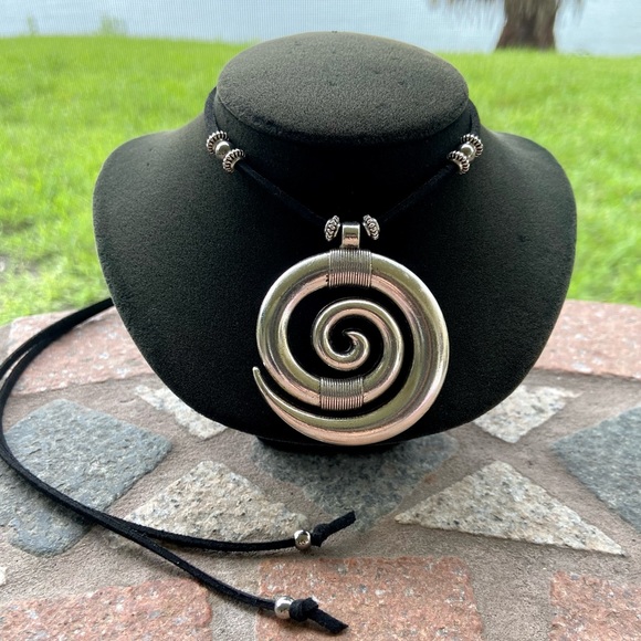 Silver Spiral of life adjustable black suede cord choker or long necklace - Picture 10 of 11
